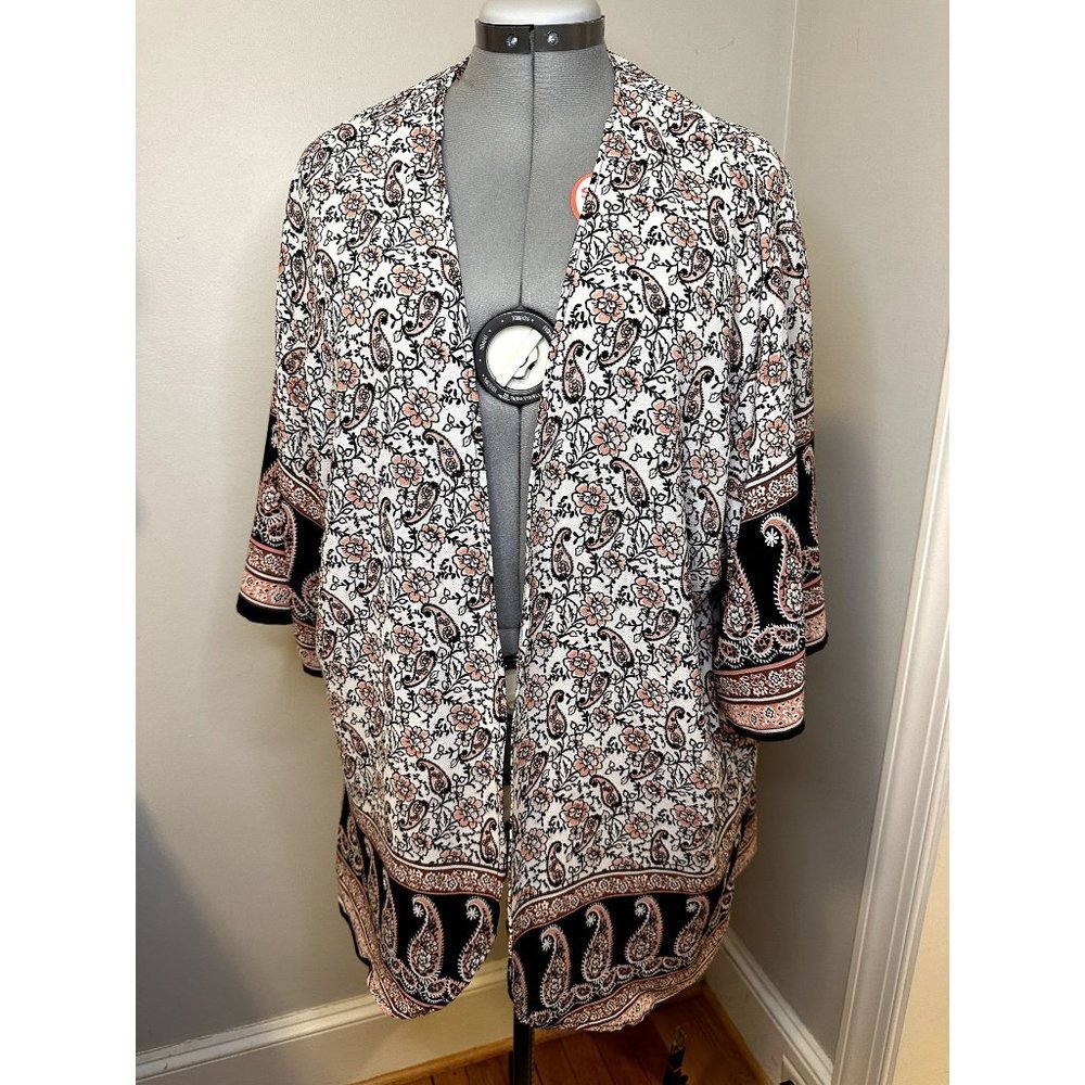 BNLK Made in USA Kimono Wrap, Beige/Rose Floral Print,  Plus Size 1x, EUC!